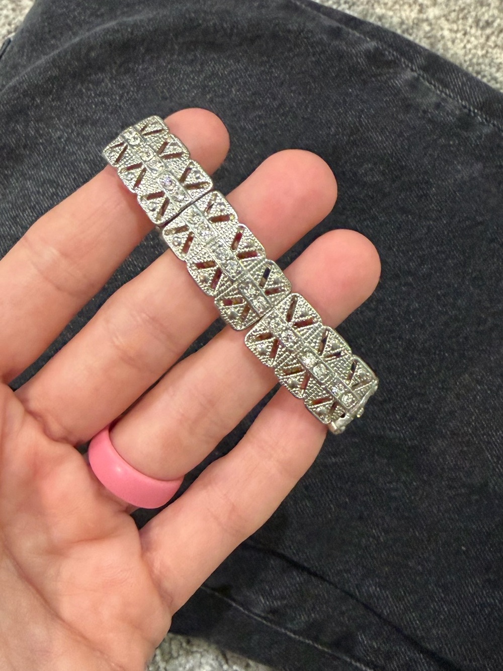 Stretchy silver bling bracelet